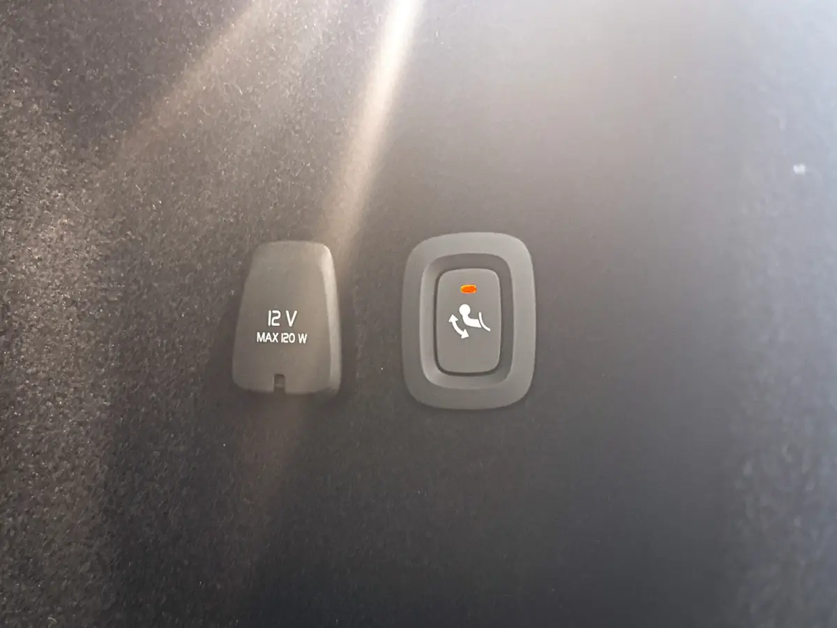 B5 AWD Pro | Panoramadak | 360° camera | Harman Kardon | HUD | Stoel- en stuurverwarming | Trekhaak