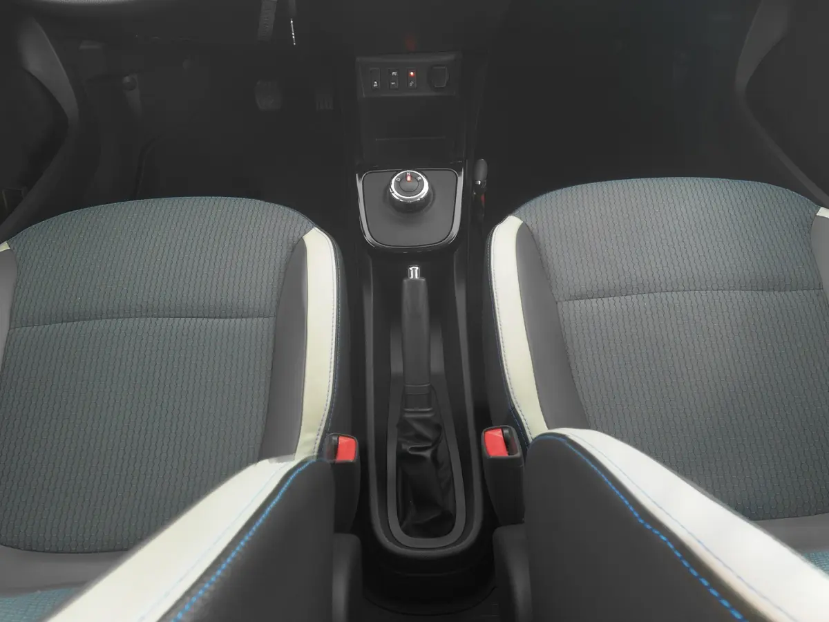 Comfort Plus 27 kWh *SOH: 92%* NAVI ! | CAMERA | AIRCO !