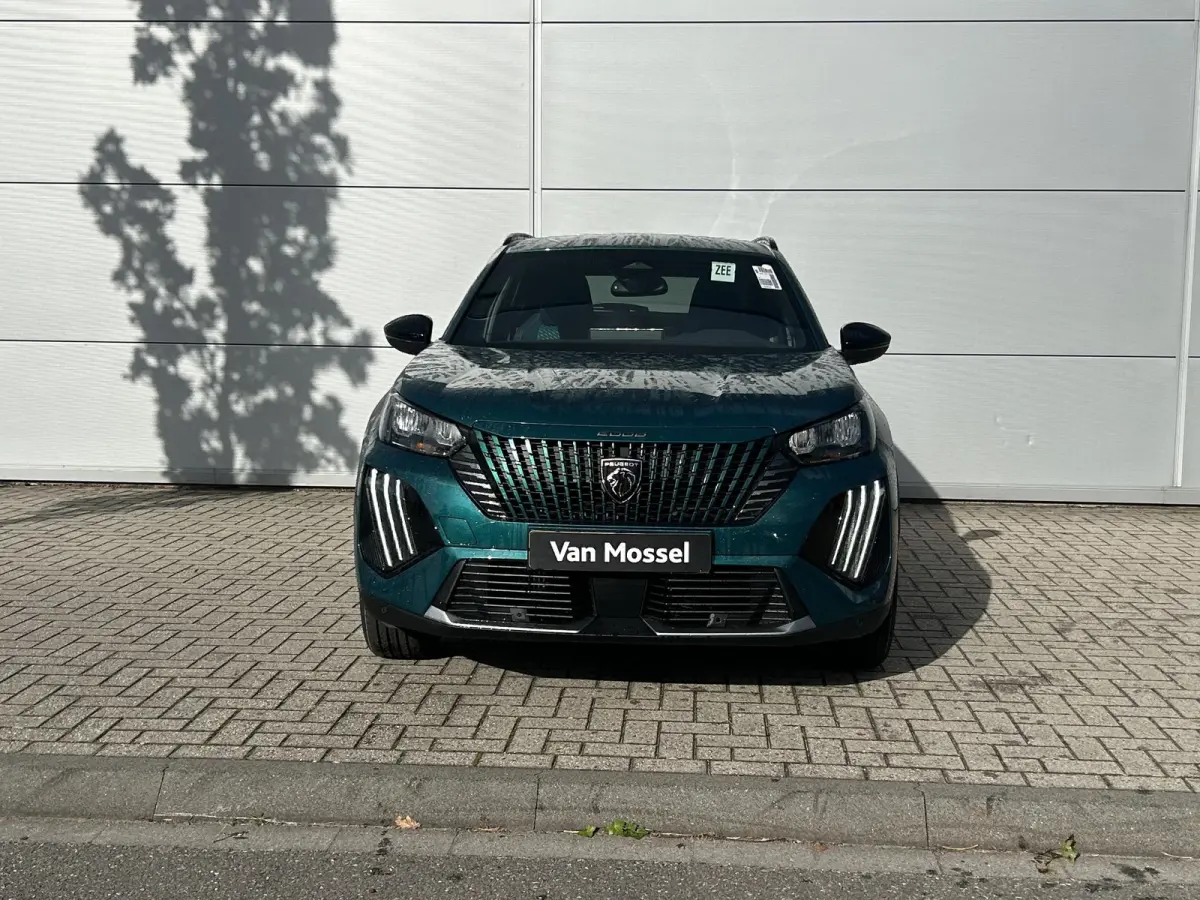 1.2 Turbo 100 Allure | Camera | Navigatie | Cruise Control | Draadloze telefoonlader | Apple Carplay/Android Auto