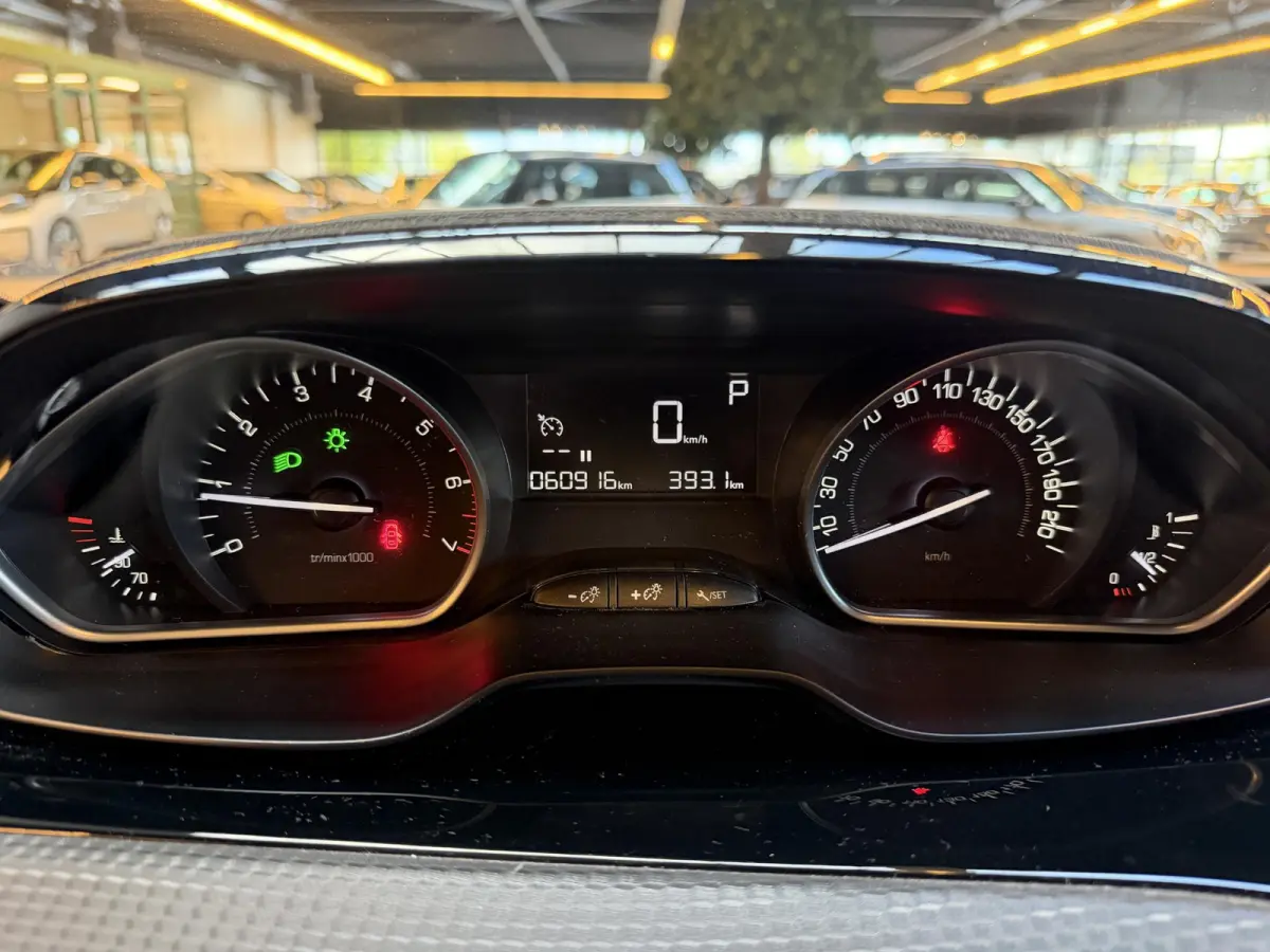 1.2 PureTech Blue Lion | 60.000KM !! | Pano | PDC | Dealer Onderhouden |