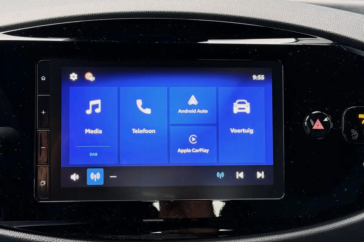 Hybrid 115 pulse 17" STOELVERWARMING LED CARPLAY NIEUWE AUTO! 4X OP VOORRAAD!