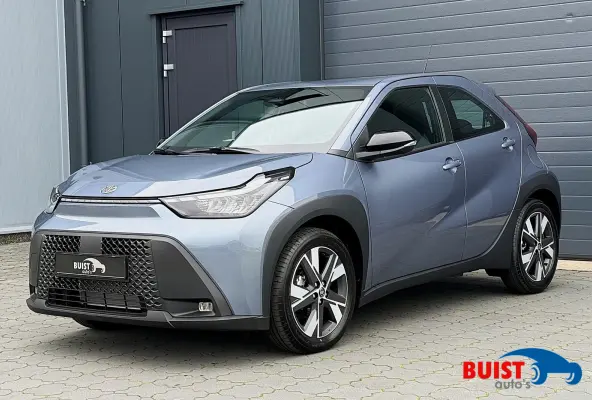 Hybrid 115 pulse 17" STOELVERWARMING LED CARPLAY NIEUWE AUTO! 4X OP VOORRAAD!