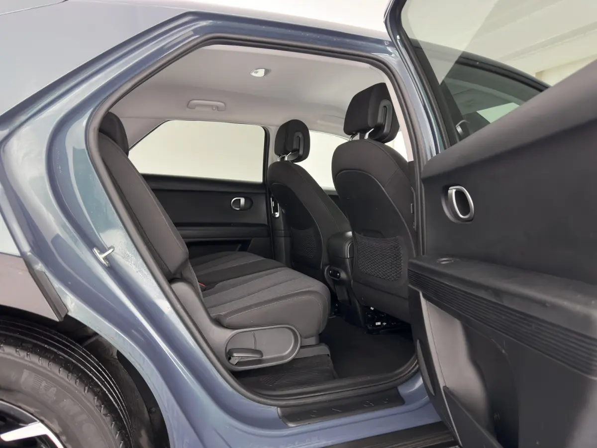 Style 58 kWh (3-Fase-11kW) {SoH-86%} (INCL.BTW) *HEAT-PUMP | FULL-LED | ADAPTIVE-CRUISE | COMFORT-SEATS | CAMERA | KEYLESS | PRIVACY-GLASS | DAB+ | ECC | PDC | CRUISE | TOWBAR | 19''ALU*