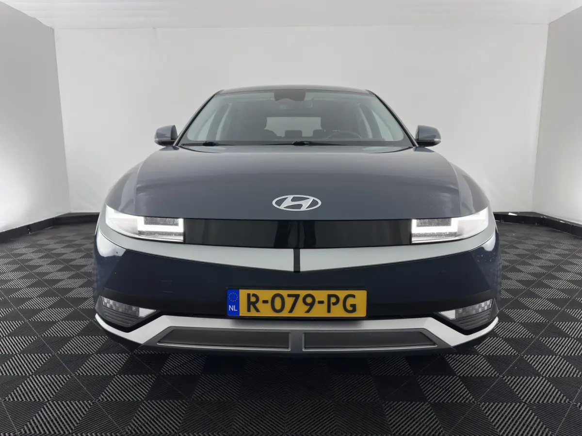 Style 58 kWh (3-Fase-11kW) {SoH-86%} (INCL.BTW) *HEAT-PUMP | FULL-LED | ADAPTIVE-CRUISE | COMFORT-SEATS | CAMERA | KEYLESS | PRIVACY-GLASS | DAB+ | ECC | PDC | CRUISE | TOWBAR | 19''ALU*