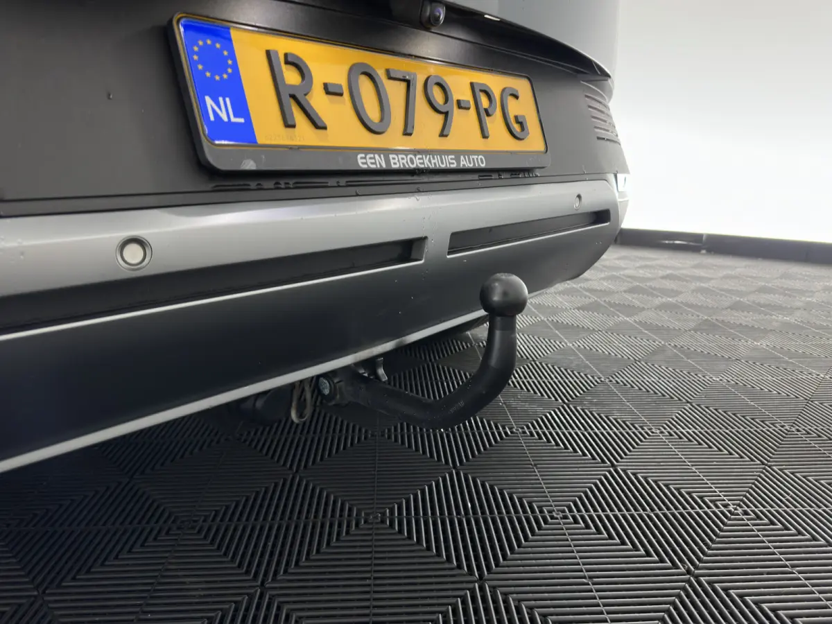 Style 58 kWh (3-Fase-11kW) {SoH-86%} (INCL.BTW) *HEAT-PUMP | FULL-LED | ADAPTIVE-CRUISE | COMFORT-SEATS | CAMERA | KEYLESS | PRIVACY-GLASS | DAB+ | ECC | PDC | CRUISE | TOWBAR | 19''ALU*
