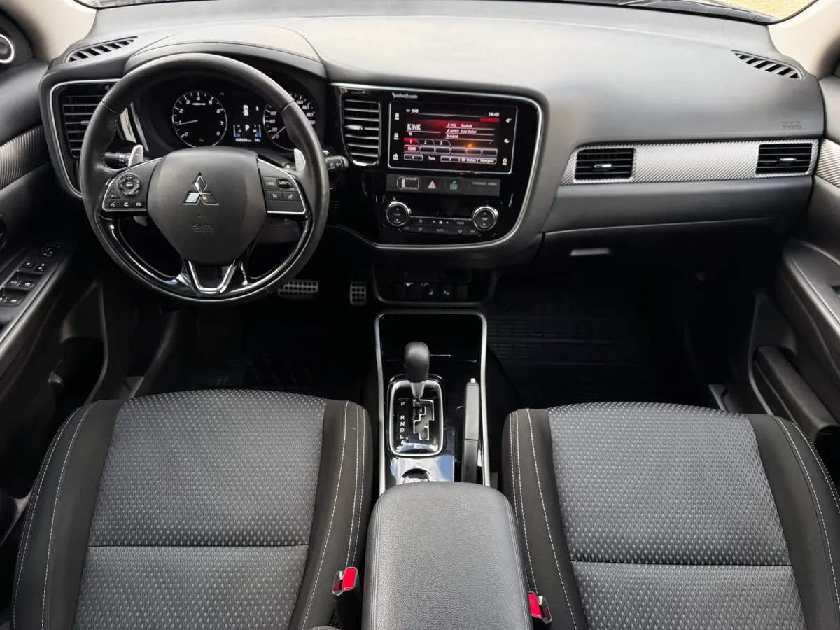 2.0 Connect Pro | 1e Eigenaar | NL-Auto | Mitsubishi dealer onderhouden | 360 Camera | Winter Pack |
