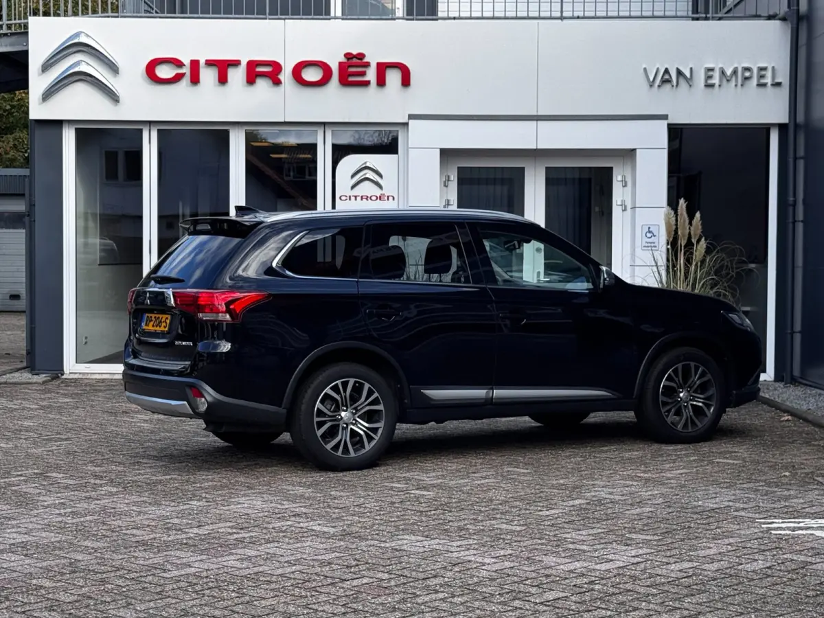2.0 Connect Pro | 1e Eigenaar | NL-Auto | Mitsubishi dealer onderhouden | 360 Camera | Winter Pack |