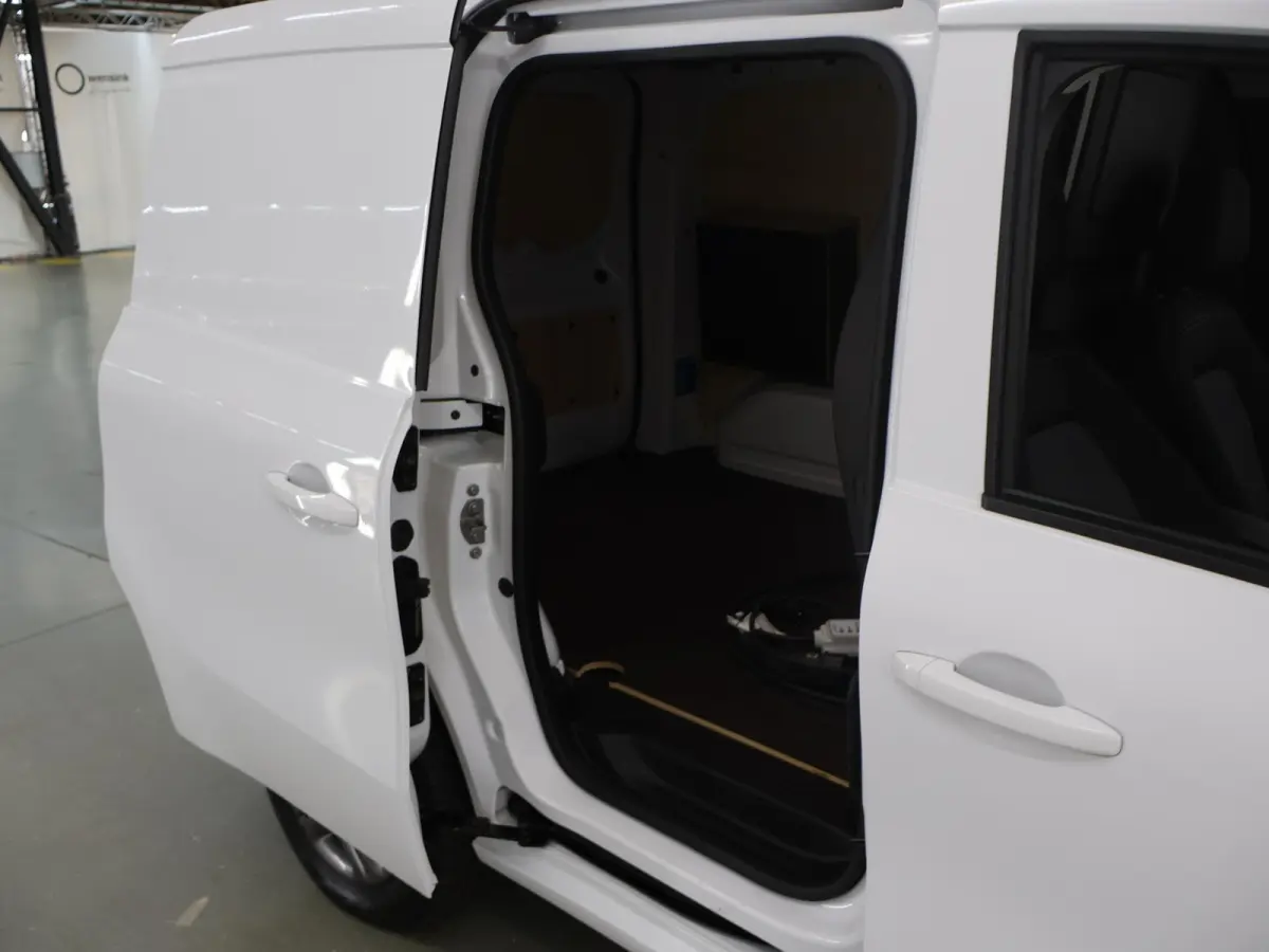 112 Pro L1 51 kWh | 280 KM RANGE | NAVIGATIE | PARKEERSENSOREN | 2-ZITS | TREKHAAK