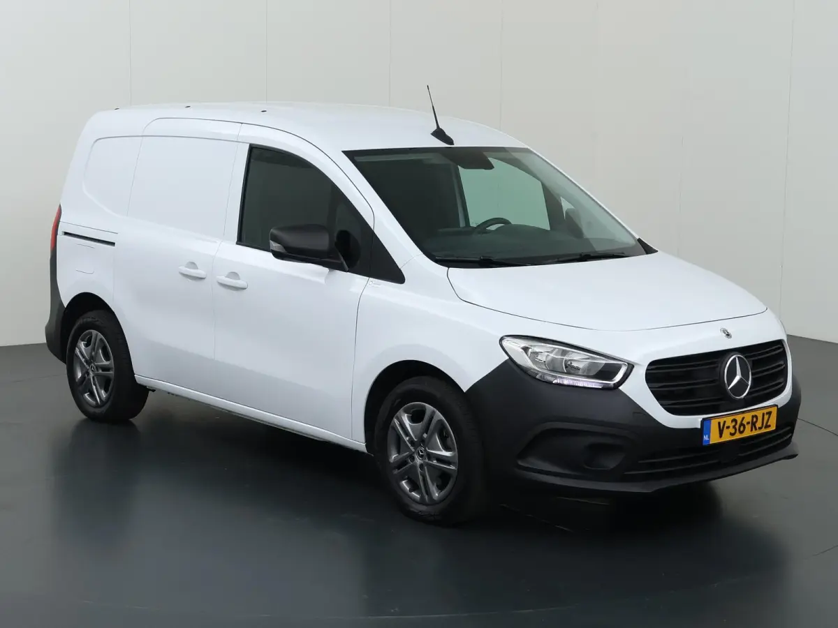 112 Pro L1 51 kWh | 280 KM RANGE | NAVIGATIE | PARKEERSENSOREN | 2-ZITS | TREKHAAK