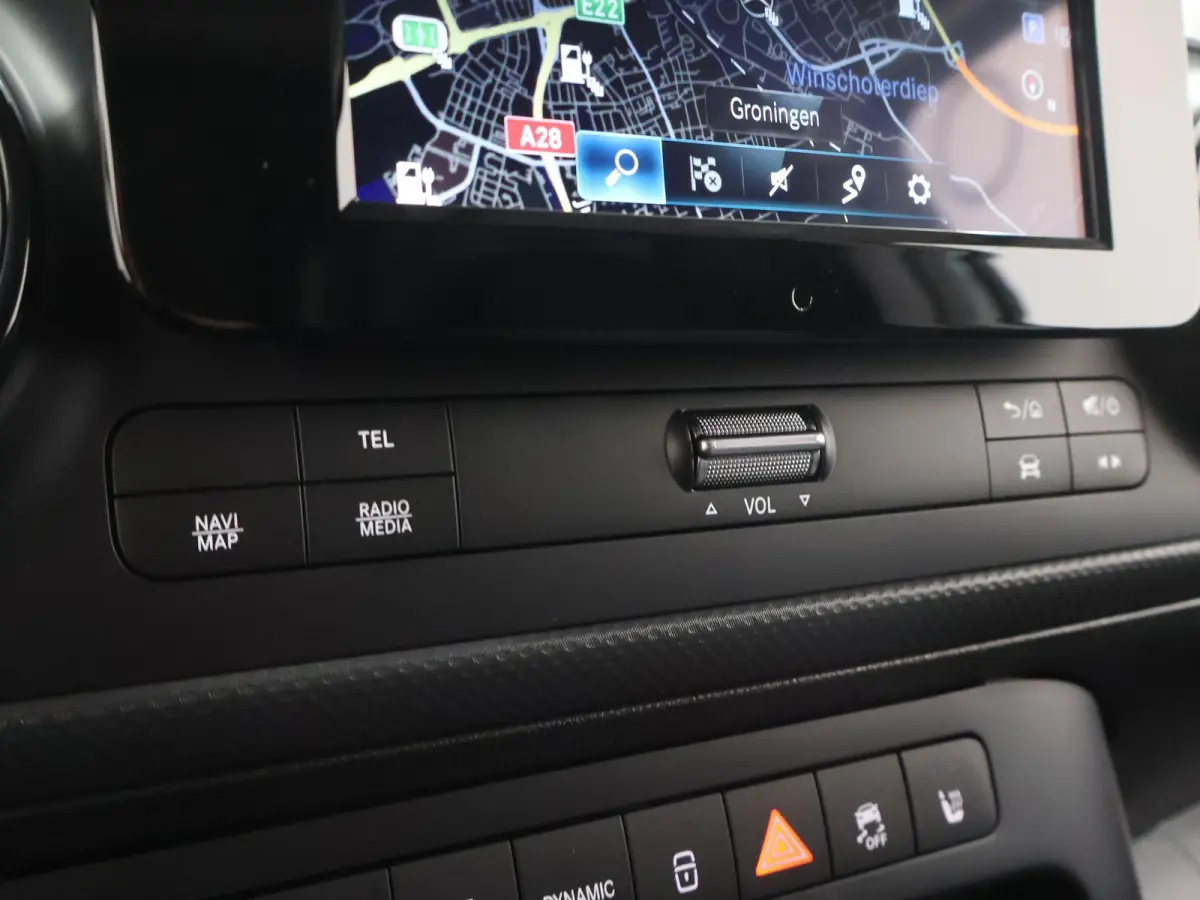 112 Pro L1 51 kWh | 280 KM RANGE | NAVIGATIE | PARKEERSENSOREN | 2-ZITS | TREKHAAK