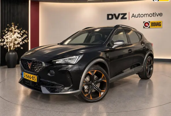 1.4 e-Hybrid Business | 19" LMV Copper | Camera | ACC | Sfeer