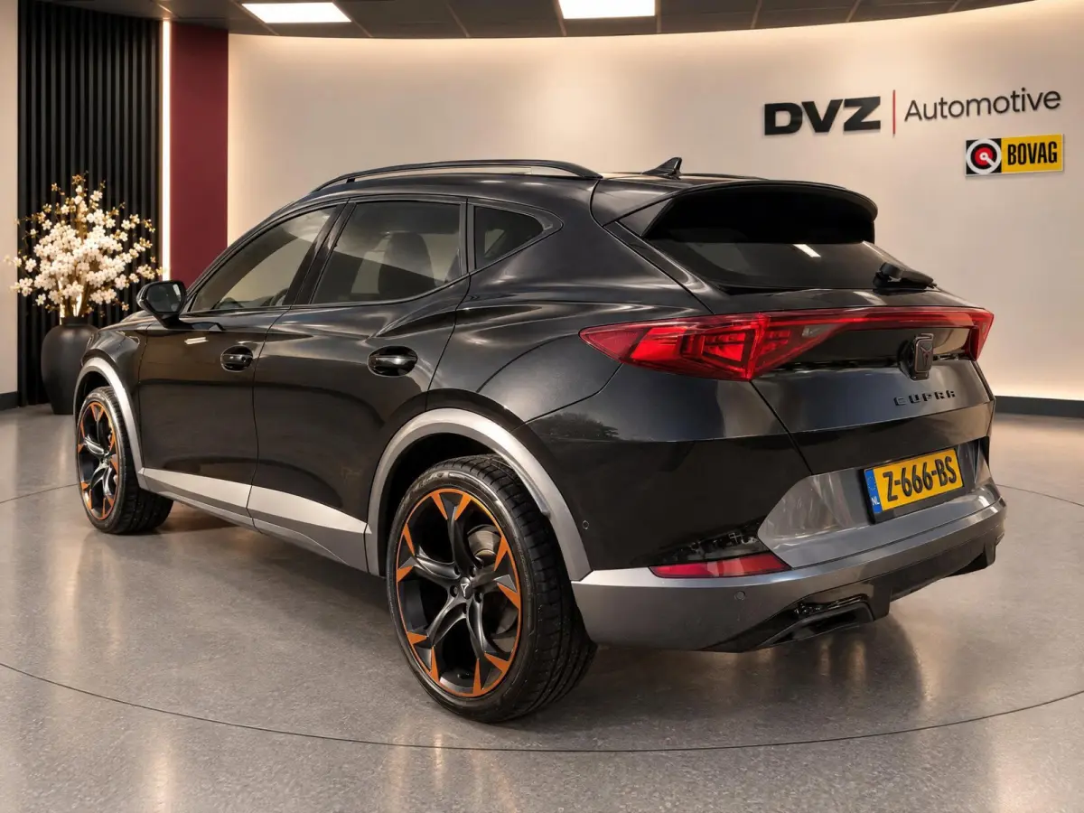 1.4 e-Hybrid Business | 19" LMV Copper | Camera | ACC | Sfeer