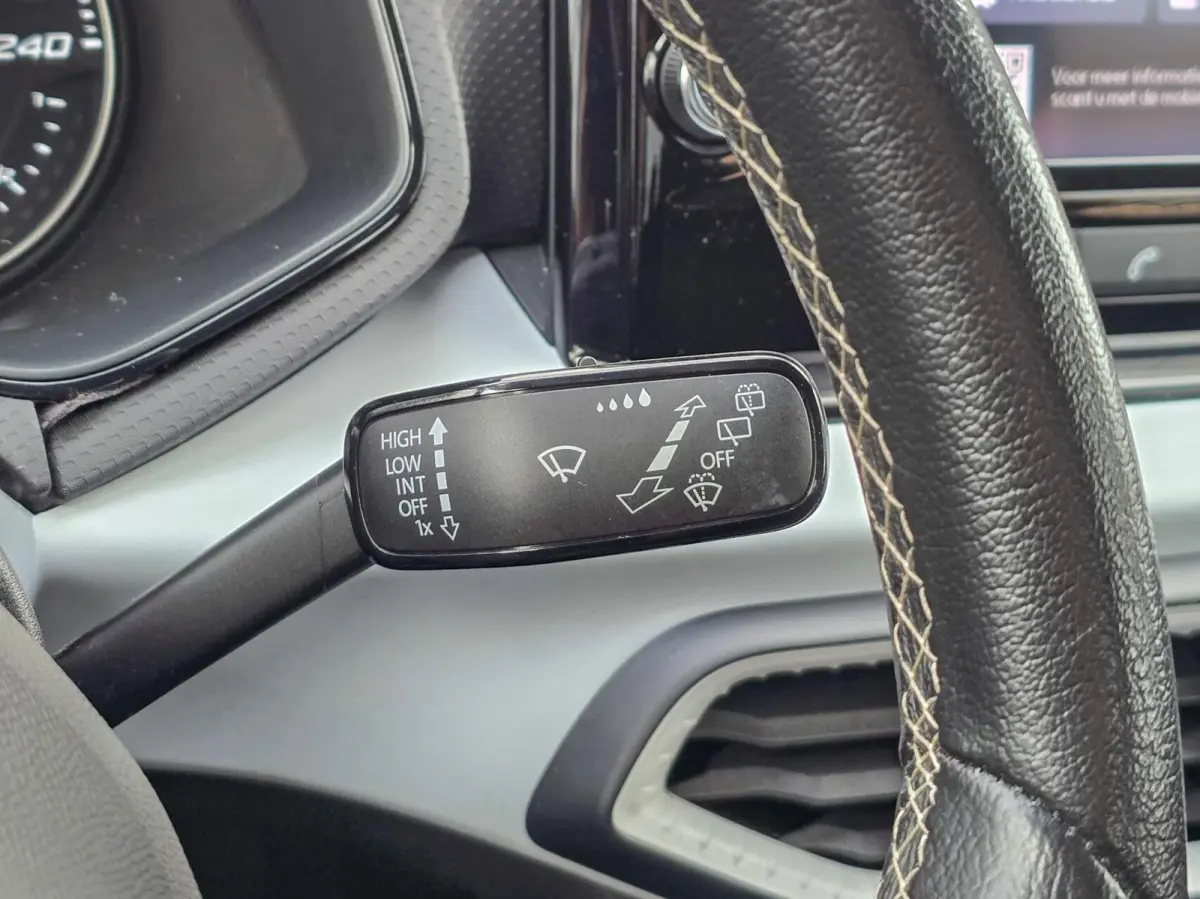 1.0 TSI 2021|CRUISE|CARPLAY|LANE ASSIST|LMV 15''