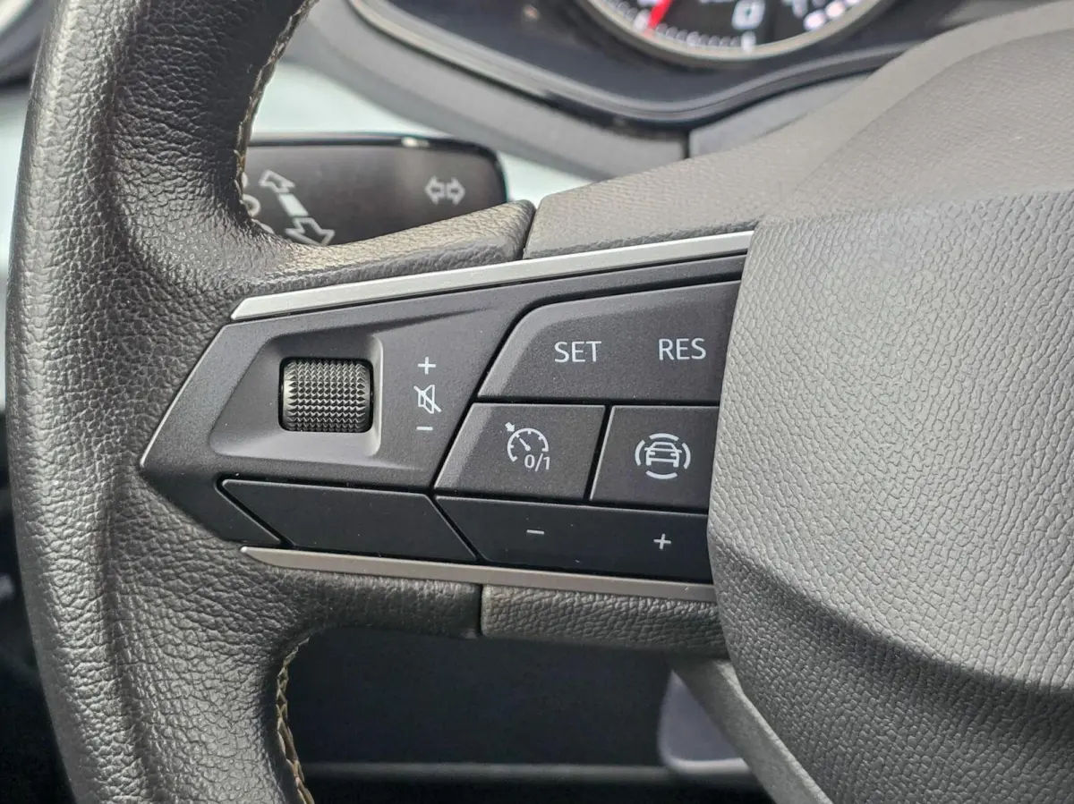 1.0 TSI 2021|CRUISE|CARPLAY|LANE ASSIST|LMV 15''