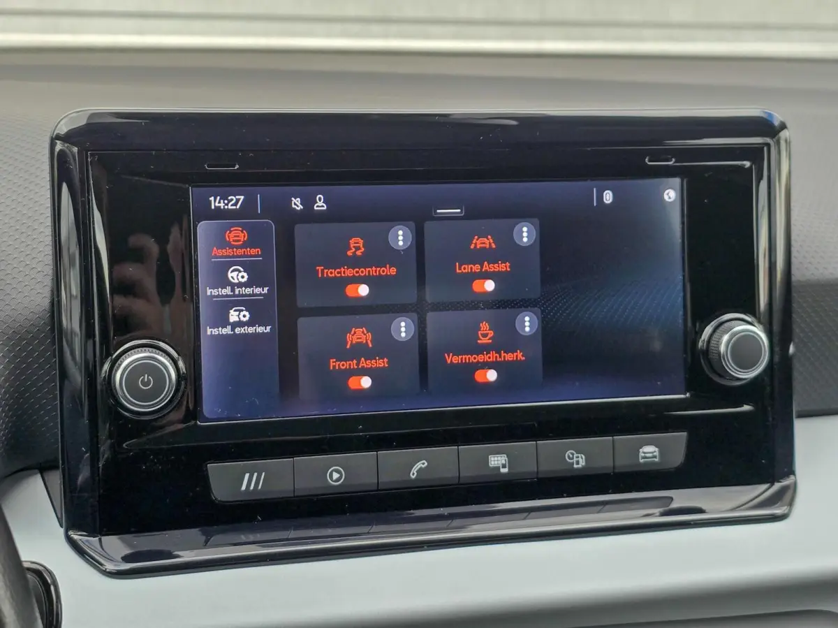 1.0 TSI 2021|CRUISE|CARPLAY|LANE ASSIST|LMV 15''