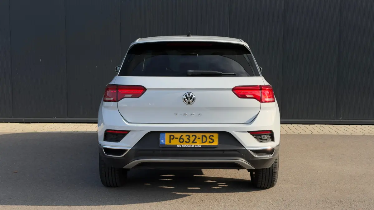 115pk 1.0 TSI Life Business | Carplay | Stoelverwarming | Airco | Navigatie | 17" |