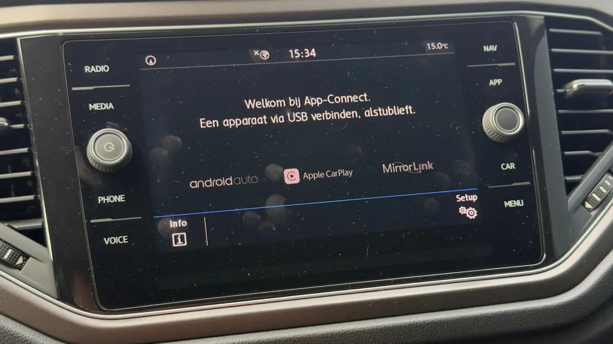 115pk 1.0 TSI Life Business | Carplay | Stoelverwarming | Airco | Navigatie | 17" |