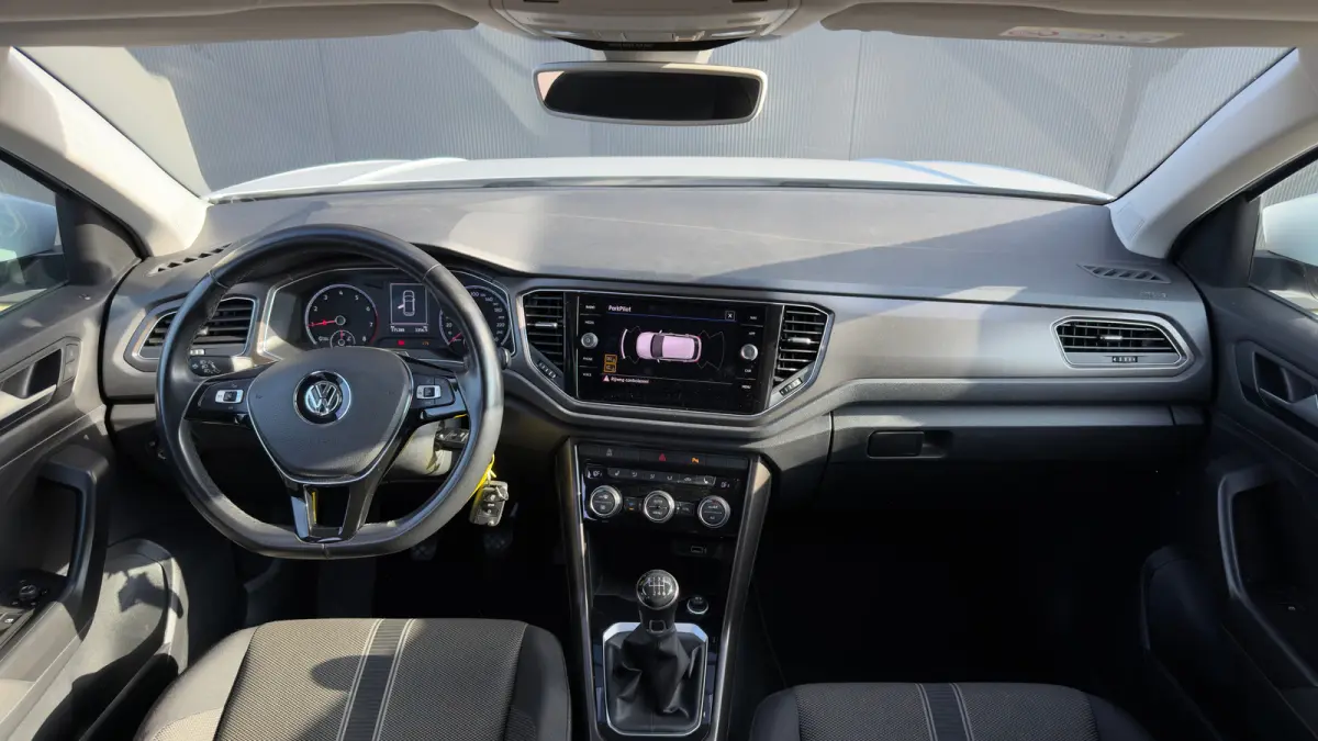 115pk 1.0 TSI Life Business | Carplay | Stoelverwarming | Airco | Navigatie | 17" |