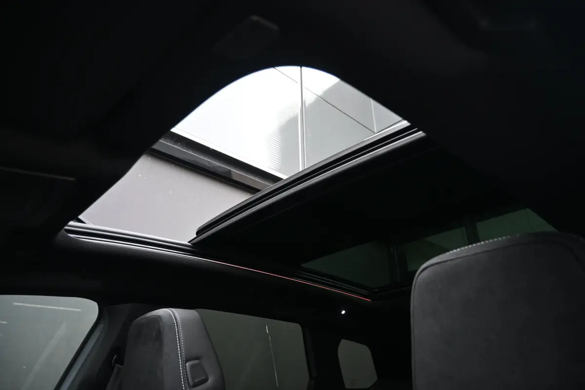 Ultimate AWD 73 kWh 325pk Tot 8 Jaar Garantie! | Vol-Leder | LED-Matrix | Stoelmassage | Stuur/Stoelverwarming | Adaptive Cruise | Elektr. Achterklep | !!