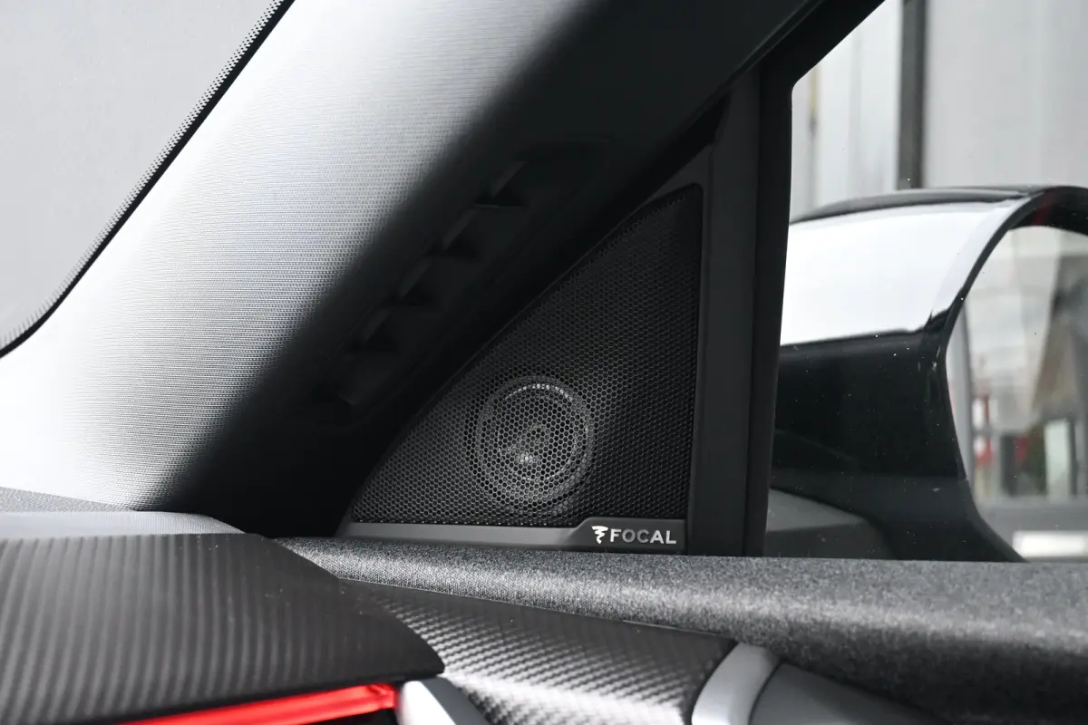 Ultimate AWD 73 kWh 325pk Tot 8 Jaar Garantie! | Vol-Leder | LED-Matrix | Stoelmassage | Stuur/Stoelverwarming | Adaptive Cruise | Elektr. Achterklep | !!