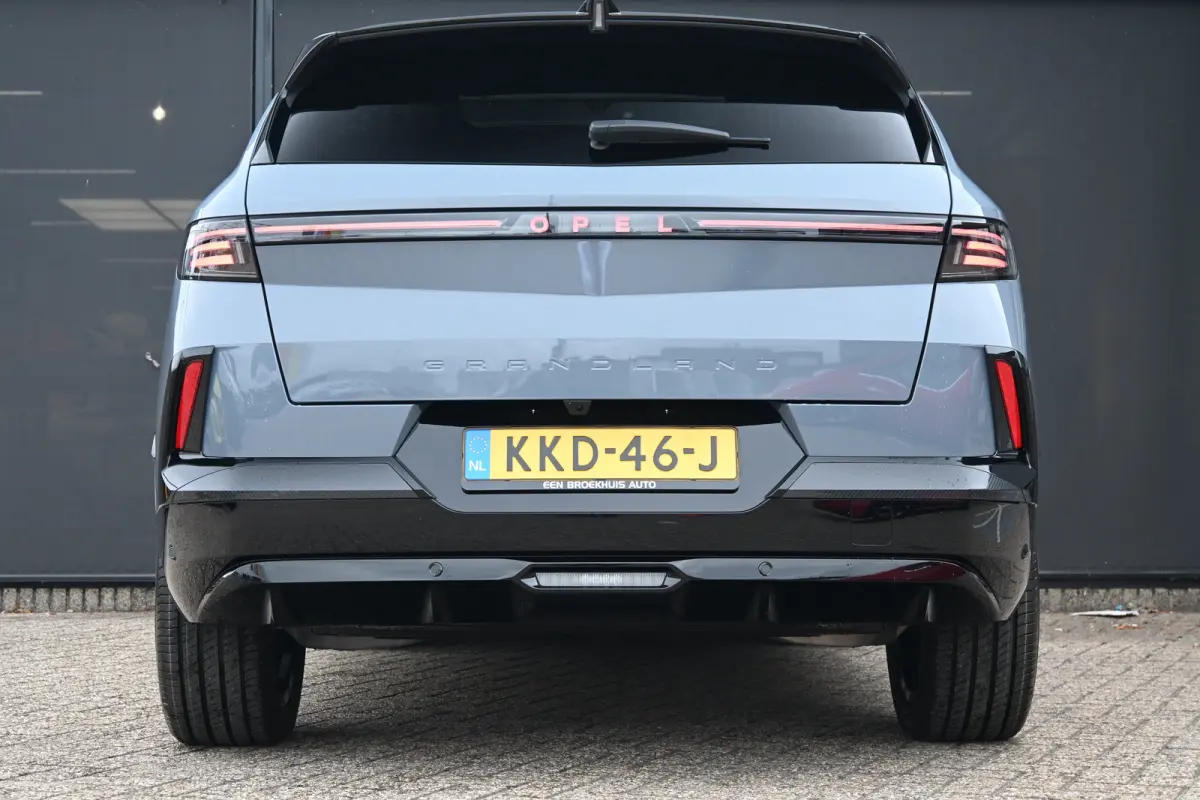 Ultimate AWD 73 kWh 325pk Tot 8 Jaar Garantie! | Vol-Leder | LED-Matrix | Stoelmassage | Stuur/Stoelverwarming | Adaptive Cruise | Elektr. Achterklep | !!