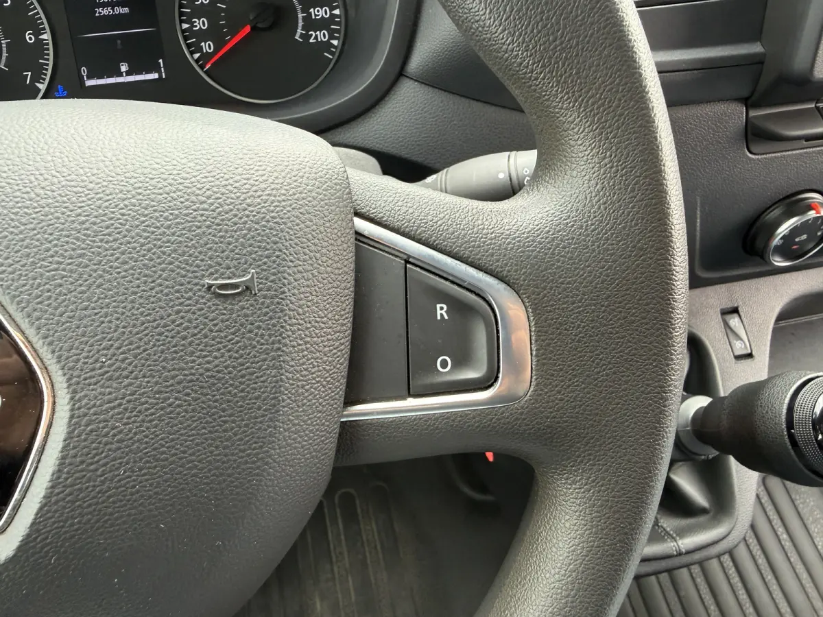 L3H3 LED Cruise Control Airco Bluetooth