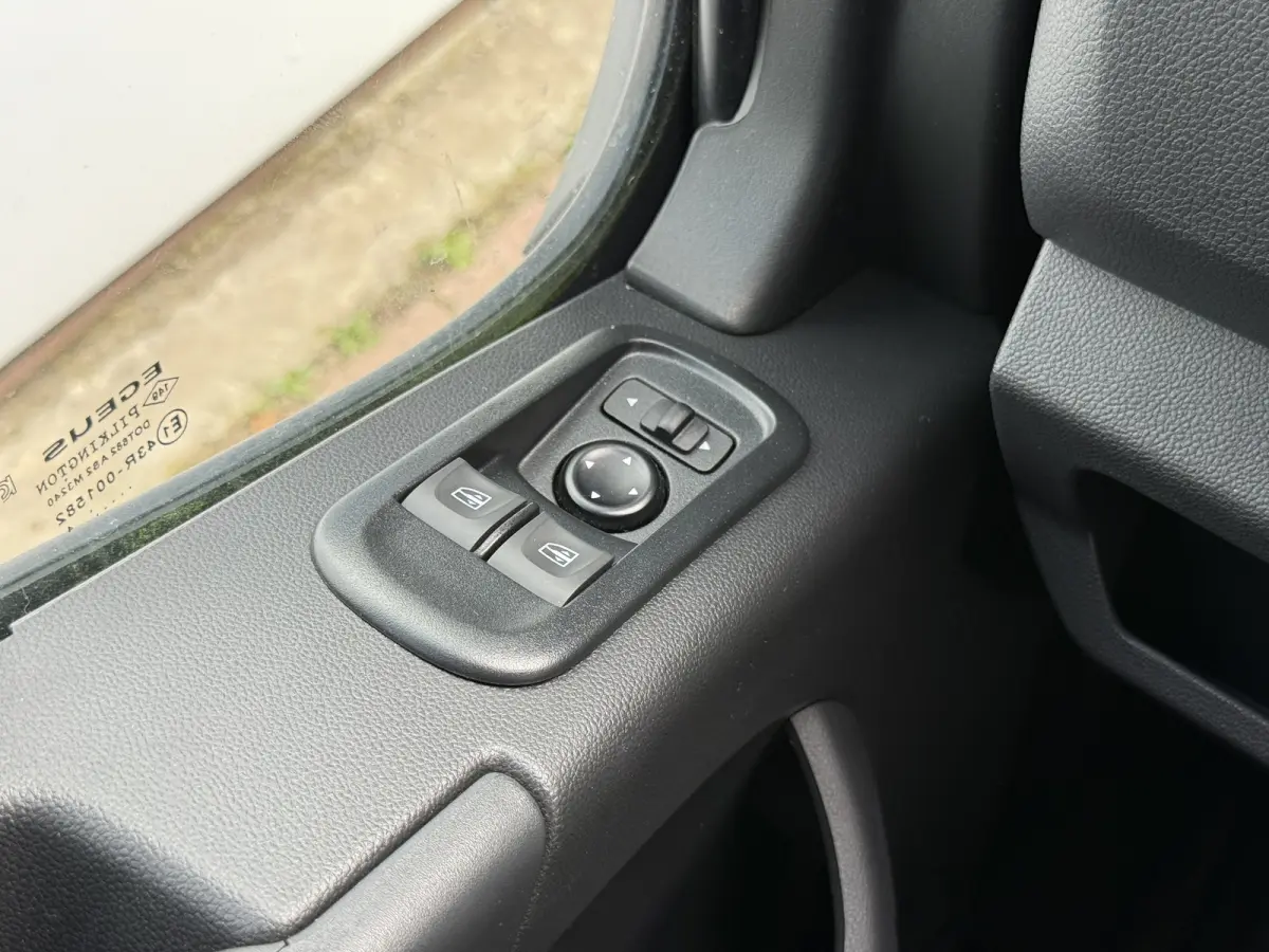 L3H3 LED Cruise Control Airco Bluetooth
