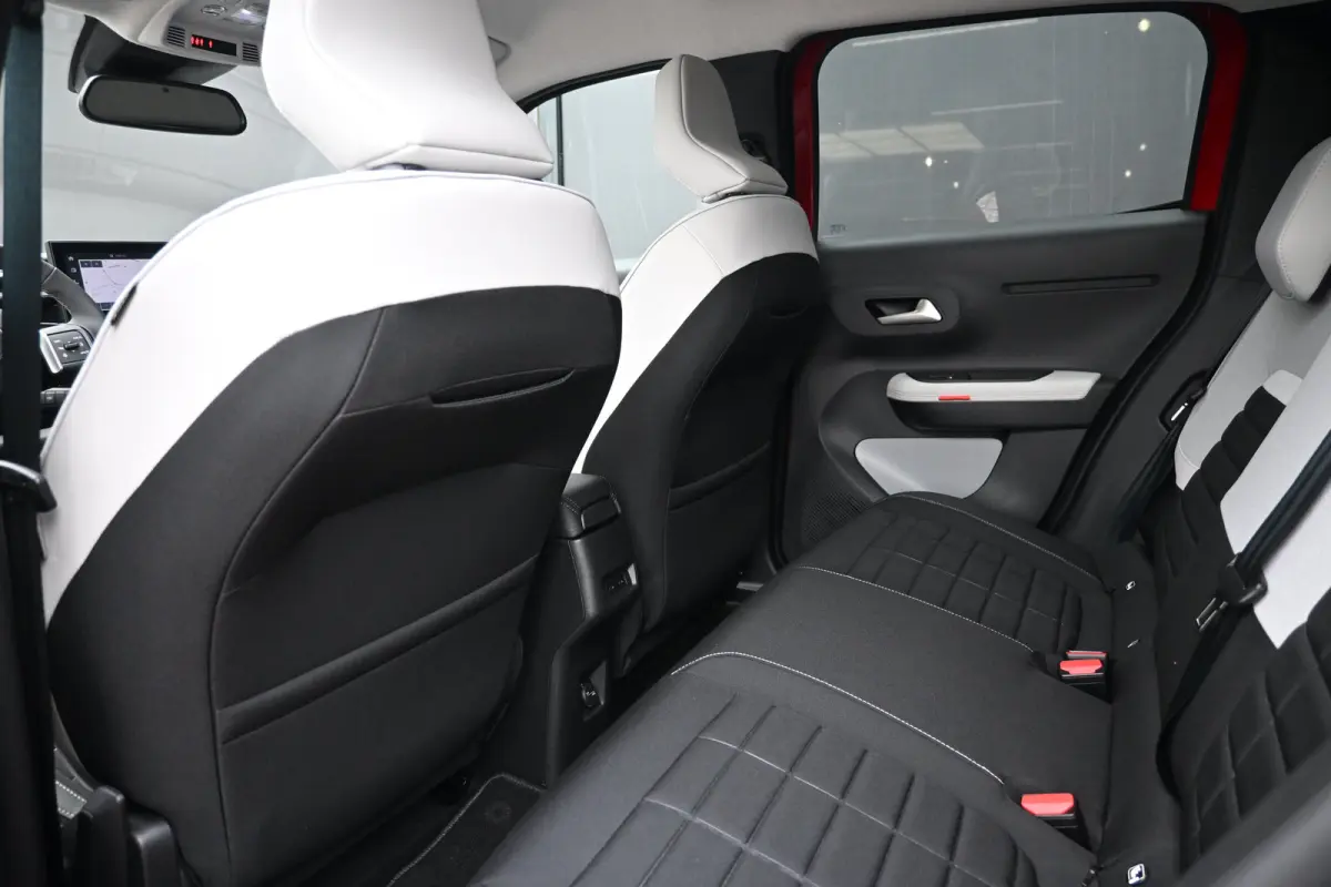 Max 113pk Comfort Range 44 kWh | Achteruitrijcamera | Navigatie | Climate Control | Comfort-Stoelen | !!