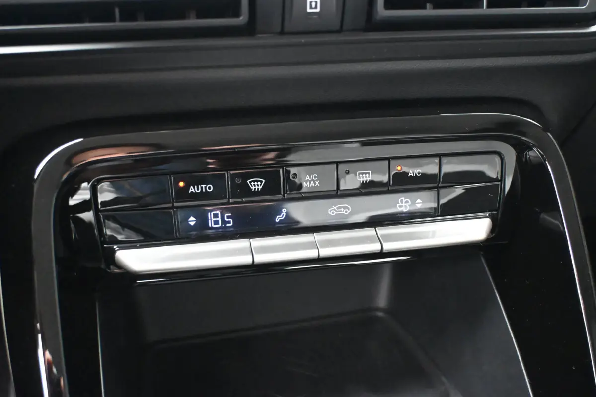 Max 113pk Comfort Range 44 kWh | Achteruitrijcamera | Navigatie | Climate Control | Comfort-Stoelen | !!