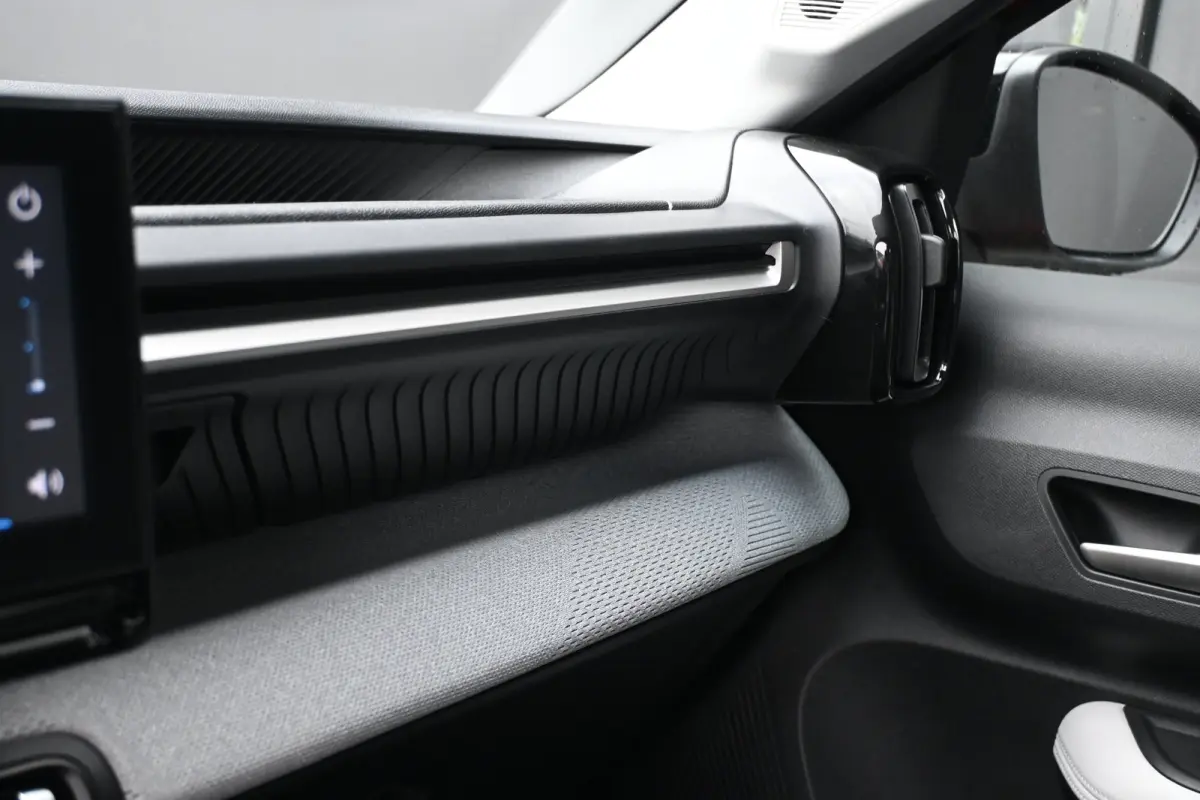 Max 113pk Comfort Range 44 kWh | Achteruitrijcamera | Navigatie | Climate Control | Comfort-Stoelen | !!