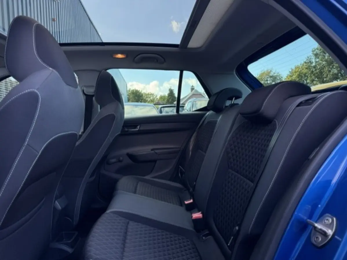 1.0 TSI Monte Carlo -LED-Stoelverwarming-Climate-Panorama dak - Sportstoelen - Parkeersensoren - 12 maanden garantie
