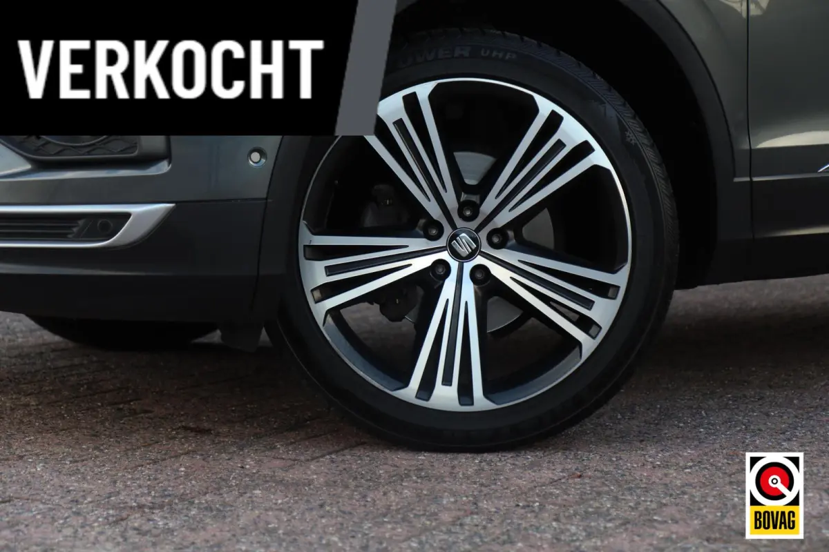 1.5 TSI Xcellence 7 ZITS |LED|PANO|KEYLESS|CARPLAY|CAMERA|STOELVERW V+A|ACC|TREKHAAK