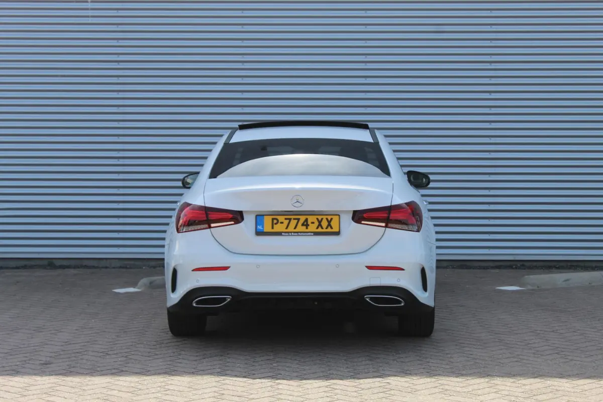180 AMG Line/Pano/Dodehoek/Sfeer/Trekhaak