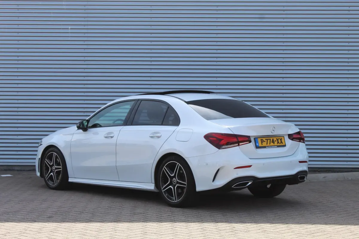 180 AMG Line/Pano/Dodehoek/Sfeer/Trekhaak