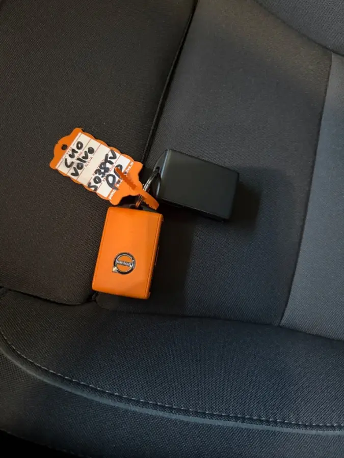 Recharge Core 69 kWh | Panorama dak | Stoel- Stuurverwarming | Warmtepomp | Keyless | Apple Carplay/Android Auto | Achteruitrijcamera | Apple Carplay/Android Auto|telefoonintegratie premium 