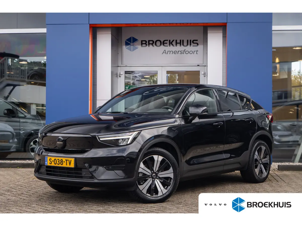 Recharge Core 69 kWh | Panorama dak | Stoel- Stuurverwarming | Warmtepomp | Keyless | Apple Carplay/Android Auto | Achteruitrijcamera | Apple Carplay/Android Auto|telefoonintegratie premium 