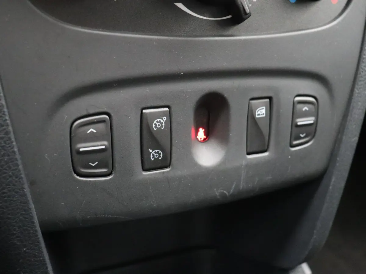 0.9 TCe SL | Trekhaak | Cruise Control | Airco | Navigatie |