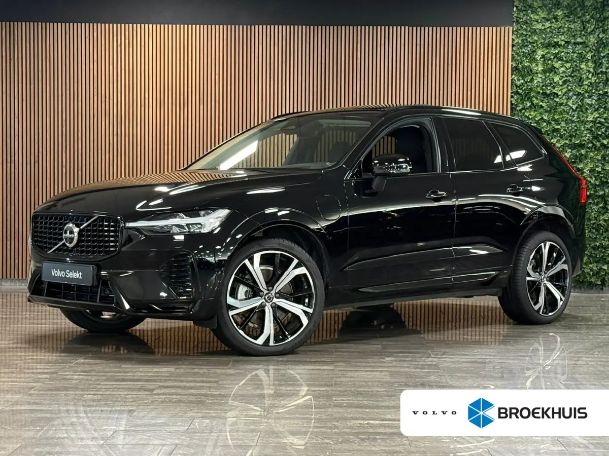 2.0 T8 Plug-in hybrid AWD Ultra Dark | Luchtvering | Trekhaak | 360° Camera | 455pk | Head-Up Display | Harman Kardon | Adaptieve Cruise Control | Stoelverwarming voor+achter | Stuurwielver
