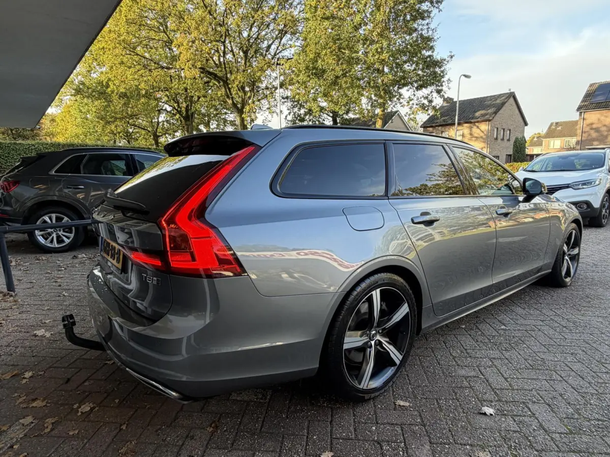 2.0 T8 AWD R-Design Leer, Pano, Camera..