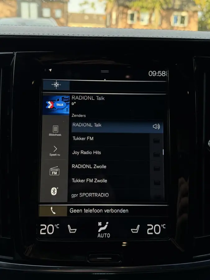 2.0 T8 AWD R-Design Leer, Pano, Camera..