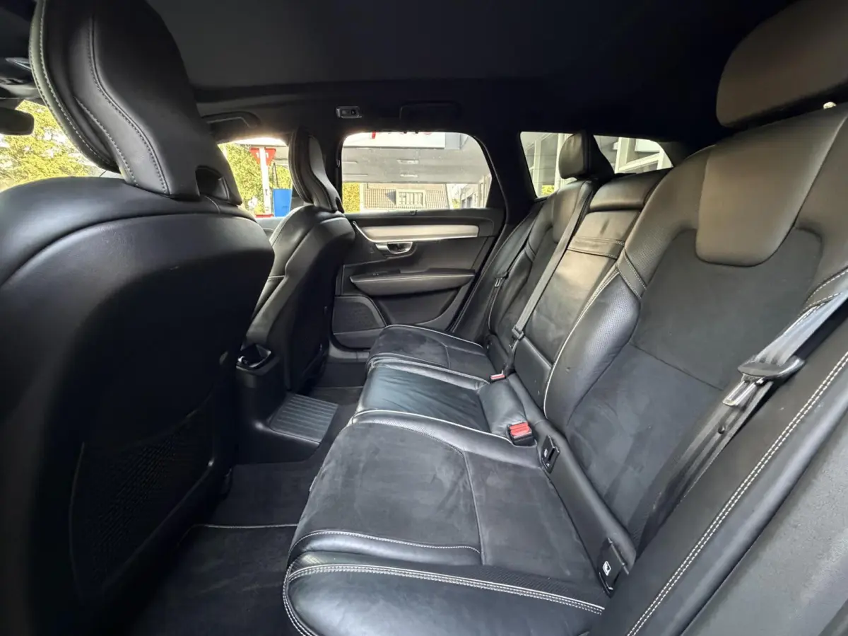 2.0 T8 AWD R-Design Leer, Pano, Camera..