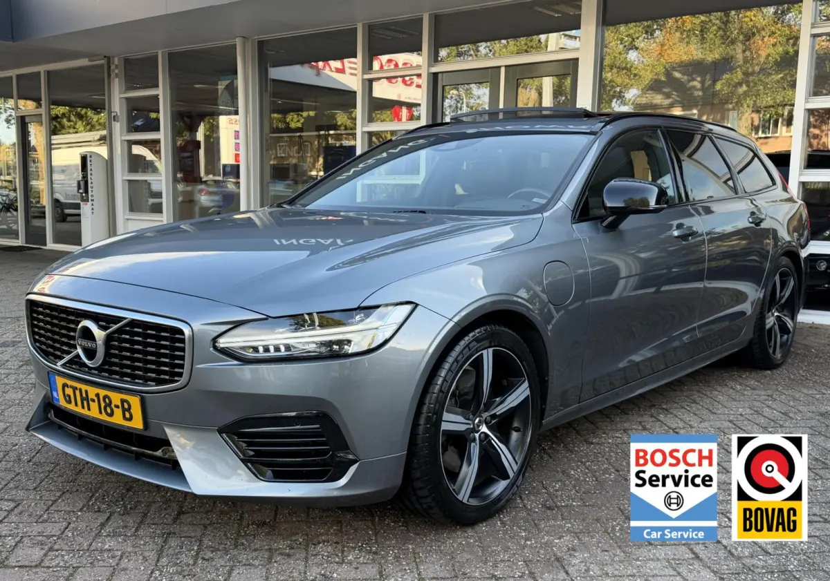 2.0 T8 AWD R-Design Leer, Pano, Camera..