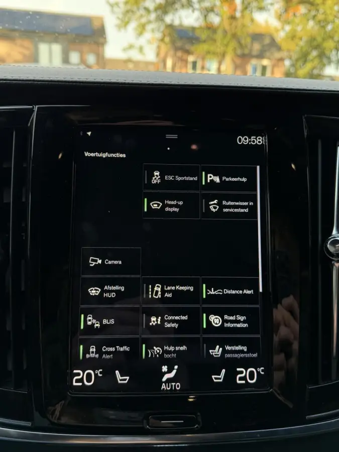 2.0 T8 AWD R-Design Leer, Pano, Camera..