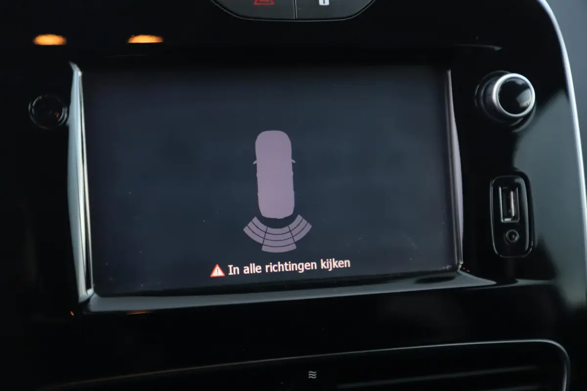 0.9 TCe Limited Navigatie Bluetooth Airco LMV Cruise Control Parkeersensor