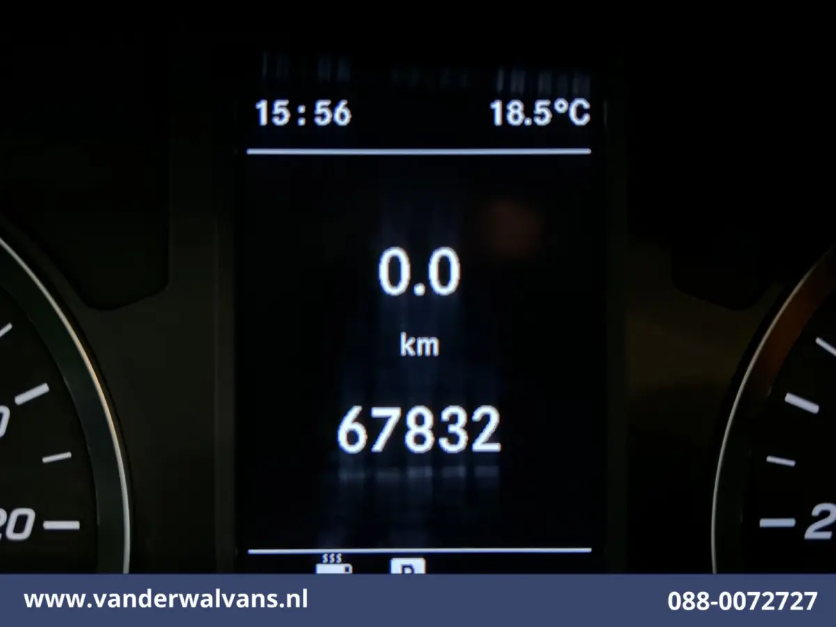 114 CDI 136pk L2H1 Euro6 Airco | Camera | LED | Trekhaak | Cruisecontrol | Stoelverwarming Parkeersensoren, Bijrijdersbank