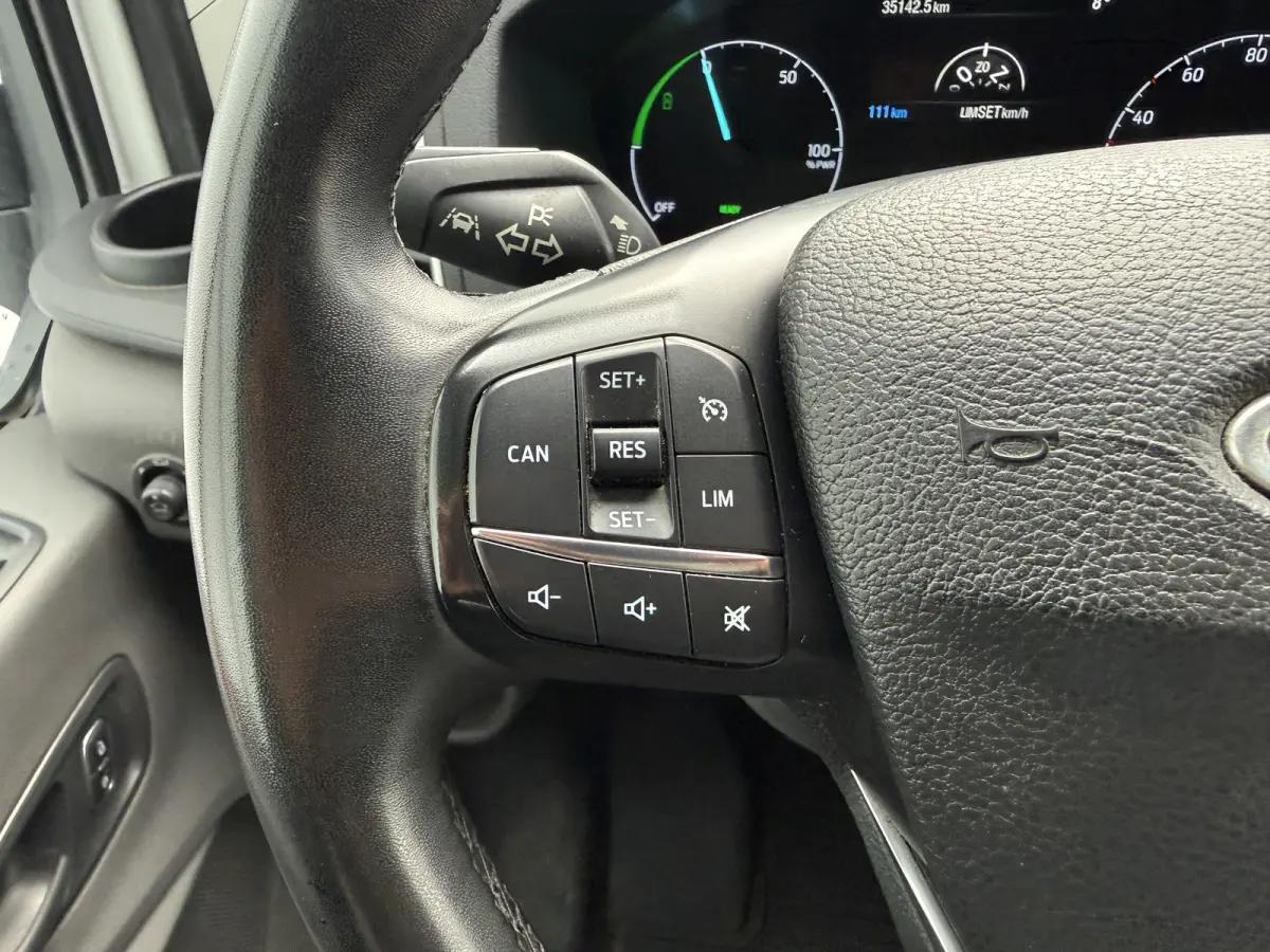 68kWh 184PK L4H3 317km WLTP 94.9% (SOH) BEV Snelladen Carplay Climate control Camera Parkeersensoren v+a Stoelverwarming