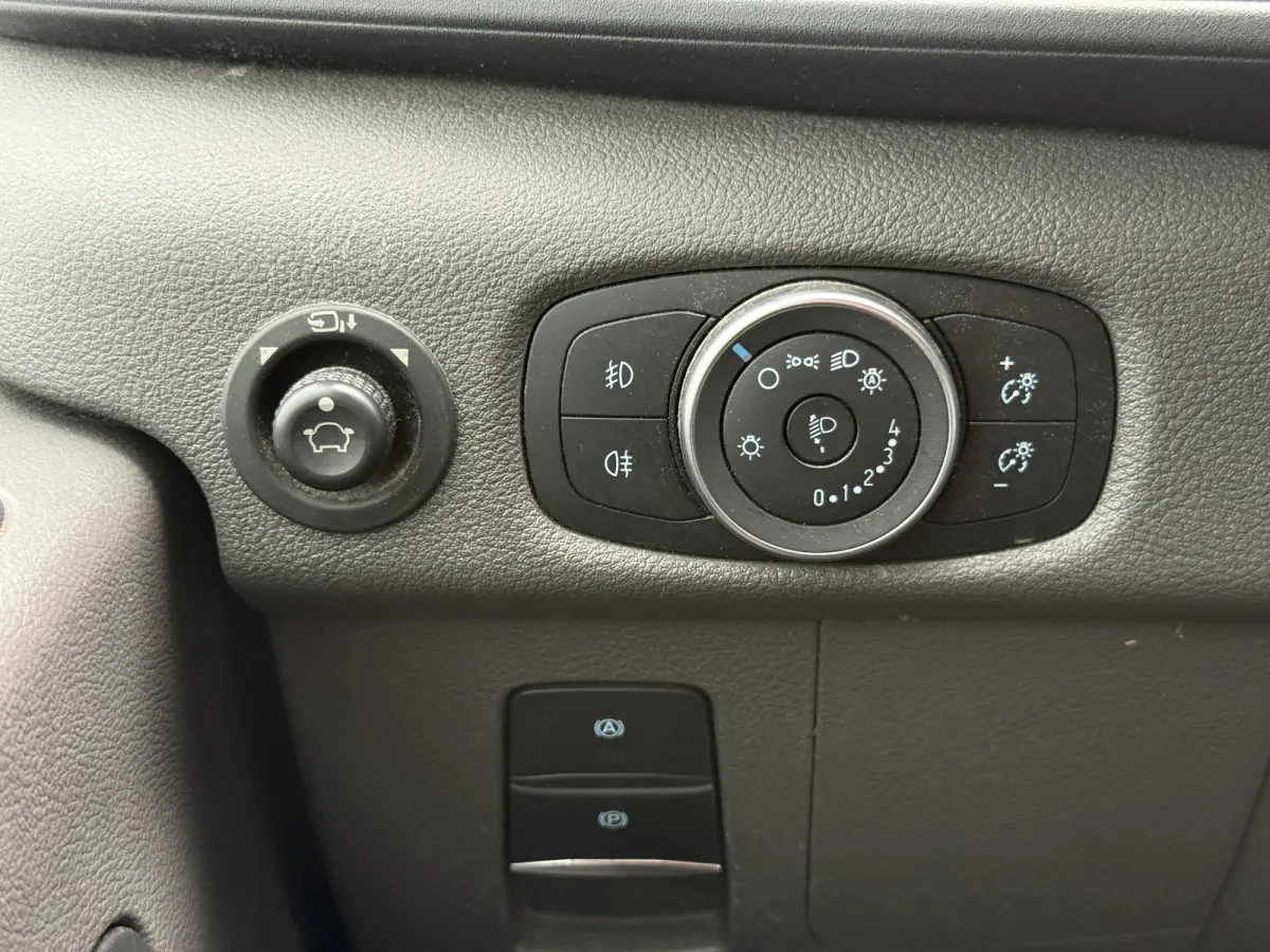 68kWh 184PK L4H3 317km WLTP 94.9% (SOH) BEV Snelladen Carplay Climate control Camera Parkeersensoren v+a Stoelverwarming