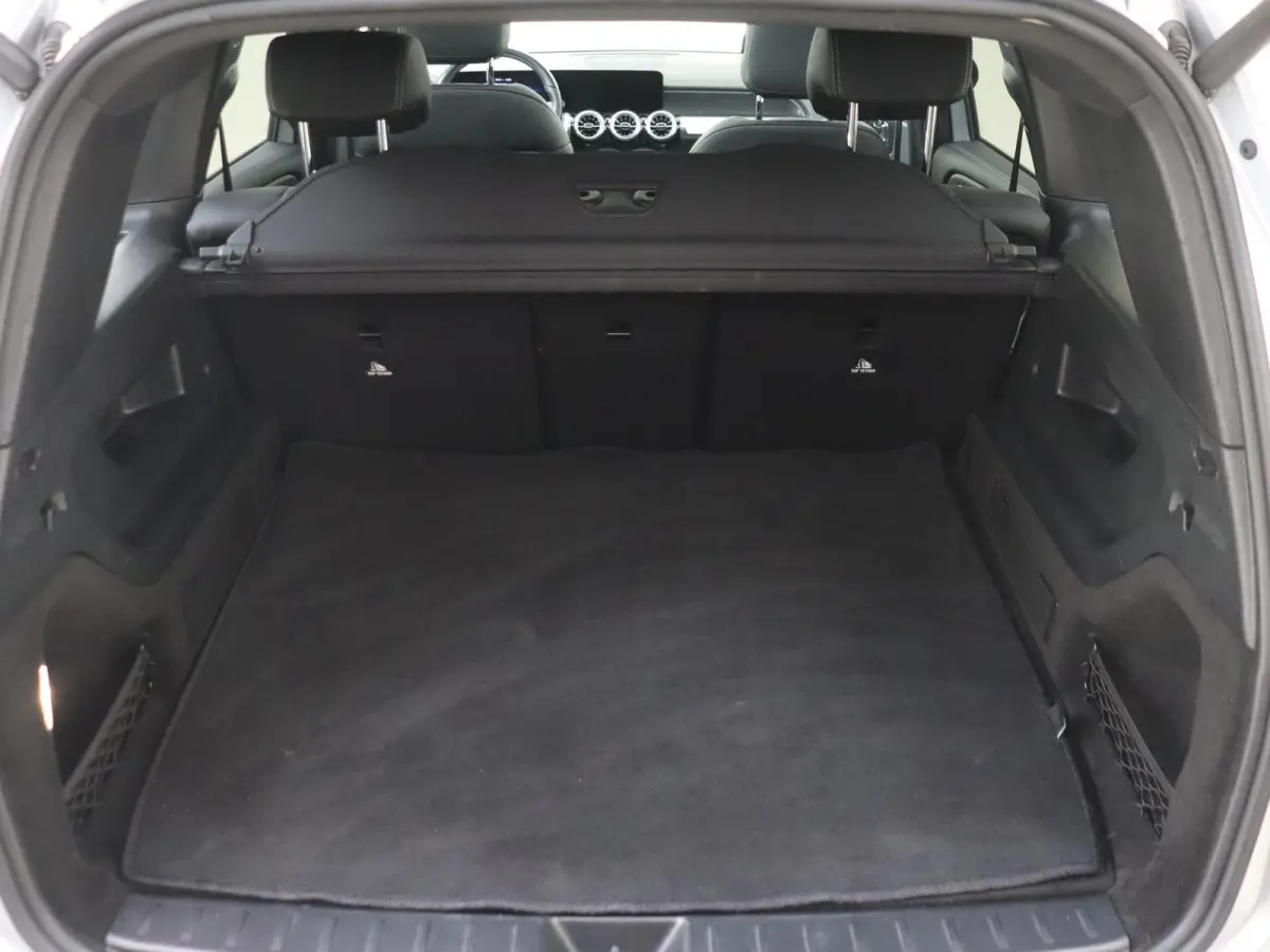 250 4MATIC Premium Plus /Panoramadak /Burmester /Memory stoelen /360 Camera /Leder