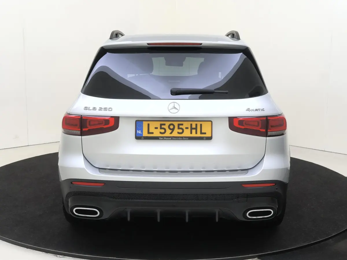 250 4MATIC Premium Plus /Panoramadak /Burmester /Memory stoelen /360 Camera /Leder