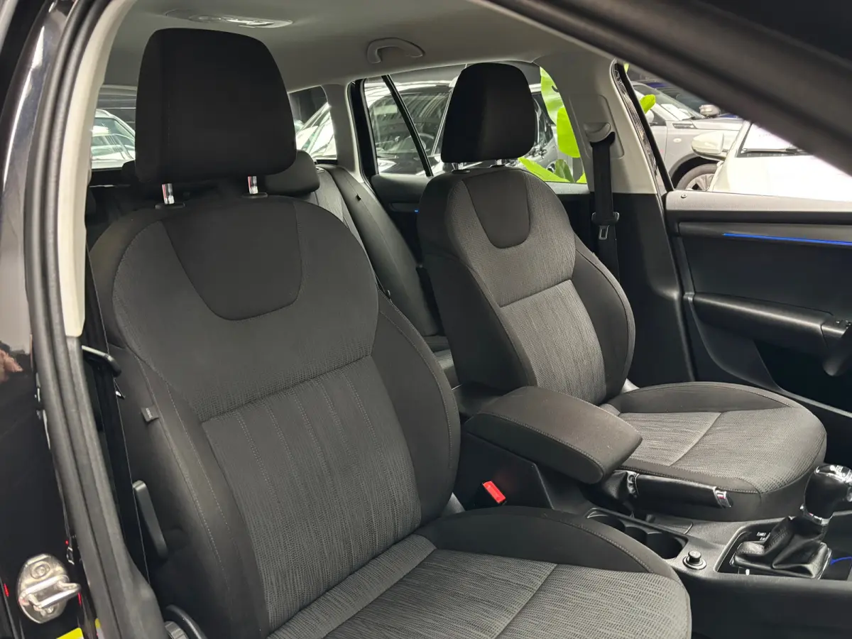 1.5 TSI Greentech Business Edition Plus / Carplay